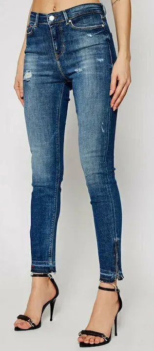 GUESS jeans