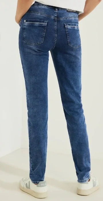 DŽÍNY Cecil 25 